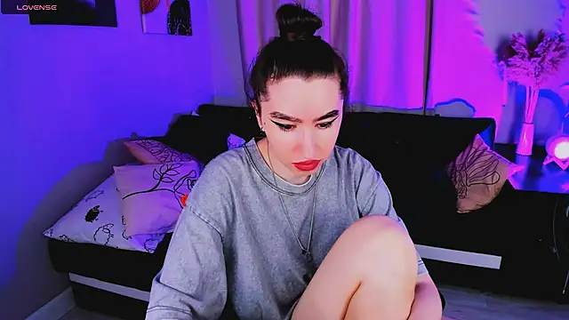 Lily xBabe online show from 10/04/25, 07:54