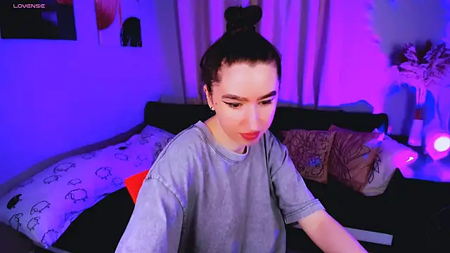 Lily xBabe online show from 09/17/25, 07:32