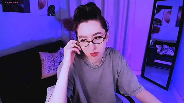 Snapshot of Lily_xBabe chatting on 02/28/26, 02:17 Lily xBabe online show from 02/28/26, 02:17