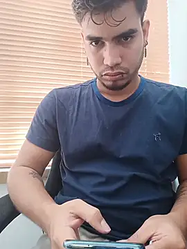 Snapshot of jaden_98_ chatting on 02/06/26, 02:35 jaden 98 online show from 02/06/26, 02:35
