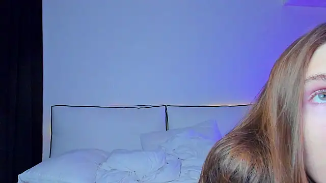 haileyishere online show from 03/19/25, 07:06