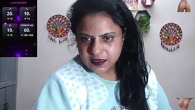 Snapshot of Sexy_komolika chatting on 12/15/25, 02:56 Sexy komolika online show from 12/15/25, 02:56