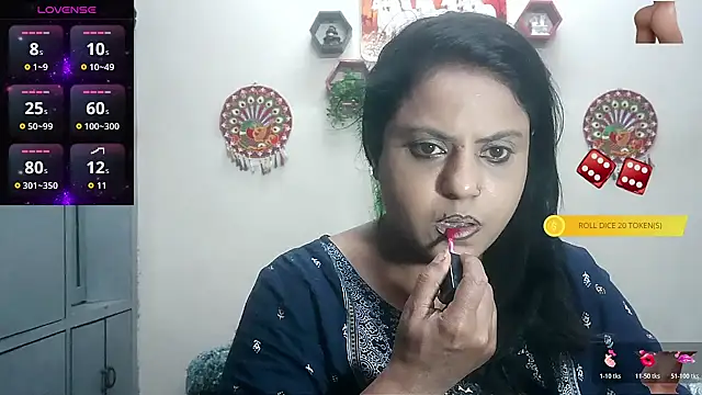 Snapshot of Sexy_komolika chatting on 10/22/25, 02:16 Sexy komolika online show from 10/22/25, 02:16