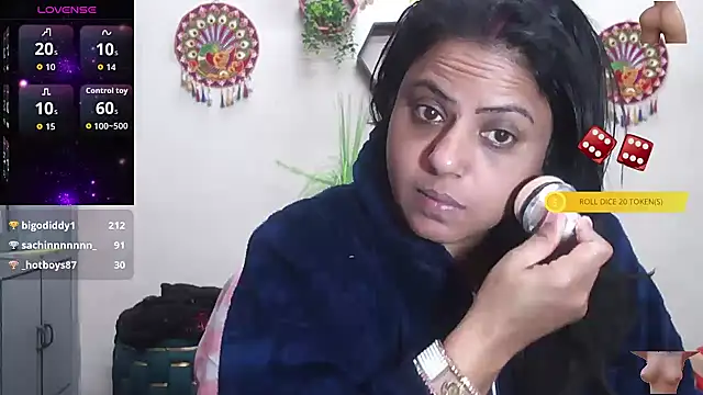 Snapshot of Sexy_komolika chatting on 11/09/25, 02:04 Sexy komolika online show from 11/09/25, 02:04