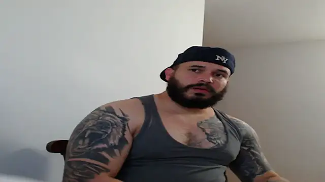 alexandergranda71 online show from 02/18/25, 12:05