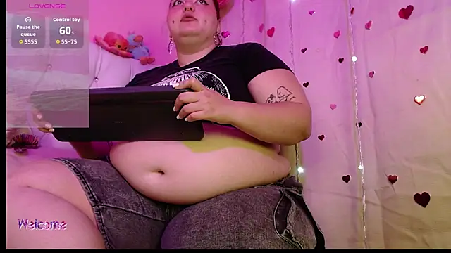 HECATE 23 online show from 03/27/26, 03:02