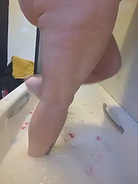 KinkyLittleWitch online show from 02/13/26, 05:02