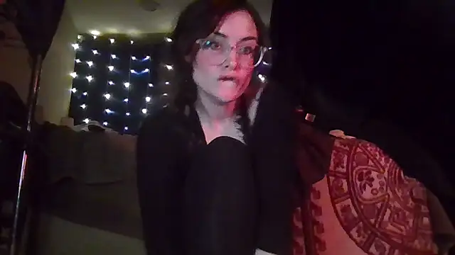 EyaDivine1 online show from 09/30/25, 03:34
