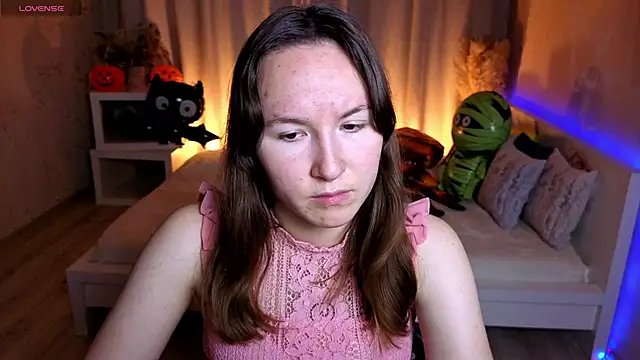 Little doll meow online show from 11/04/25, 03:21