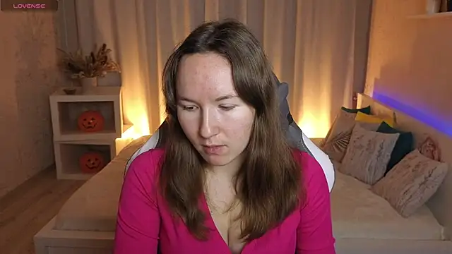 Little doll meow online show from 11/10/25, 03:33