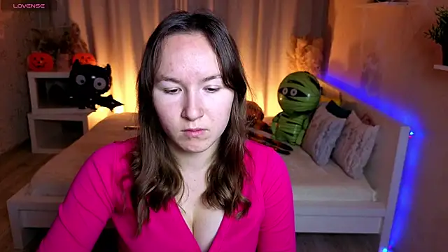 Little doll meow online show from 10/31/25, 02:52