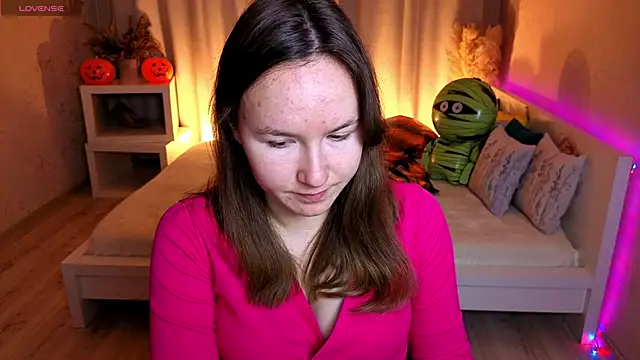 Little doll meow online show from 11/05/25, 02:58