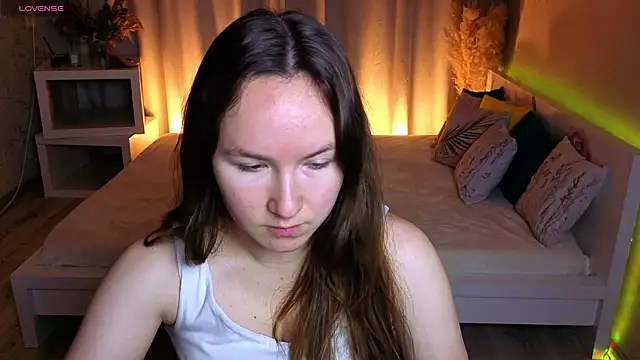 Little doll meow online show from 10/10/25, 02:45