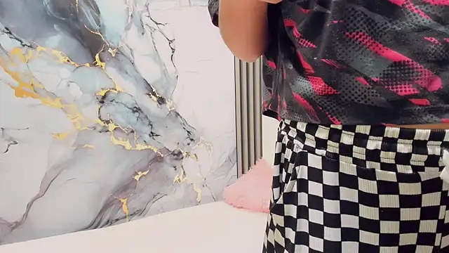 Rubi 30 online show from 12/17/25, 11:26