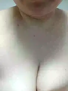 tiantian1118 online show from 01/18/25, 03:49