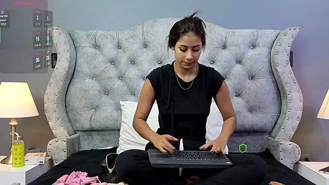 MontVta online show from 11/22/25, 12:04