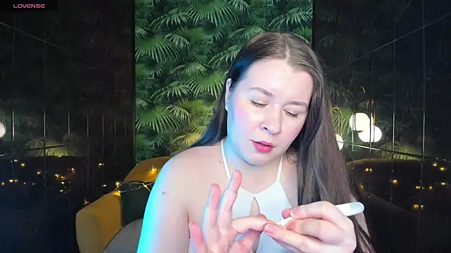 Snapshot of ShedarBrooks chatting on 12/27/24, 05:31 ShedarBrooks online show from 12/27/24, 05:31