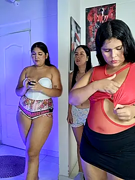 royalgirls x online show from 02/11/26, 10:09