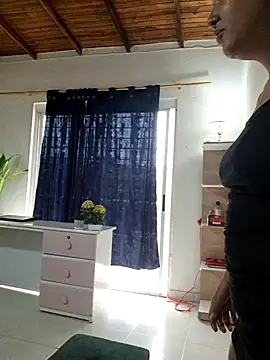 royalgirls x online show from 03/23/26, 09:03