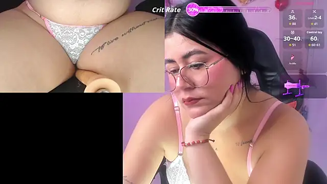 DanielaHang online show from 10/28/25, 01:32