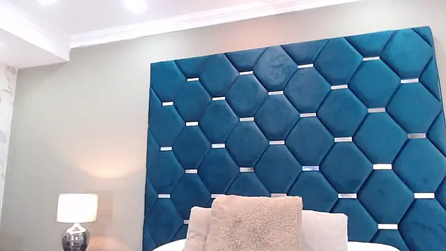 ThaniaJones online show from 01/17/26, 11:58