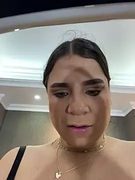 ThaniaJones online show from 04/08/26, 11:44