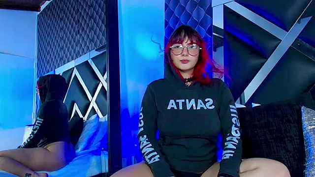 Dafne Moon online show from 03/19/25, 09:49