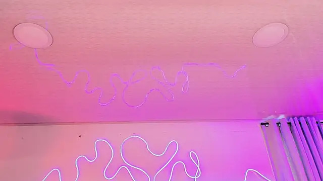 ValleryC online show from 04/17/26, 03:37