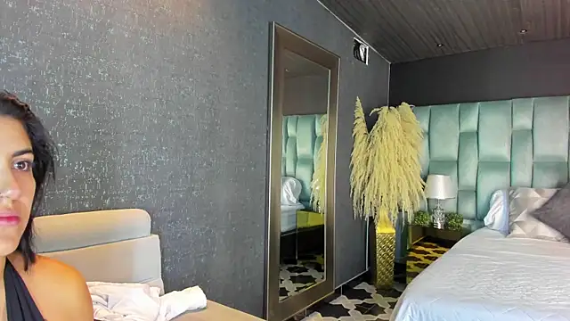 PaulinaDuarte online show from 11/14/25, 11:25