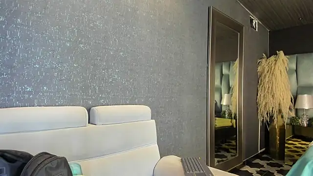 PaulinaDuarte online show from 11/22/25, 11:31