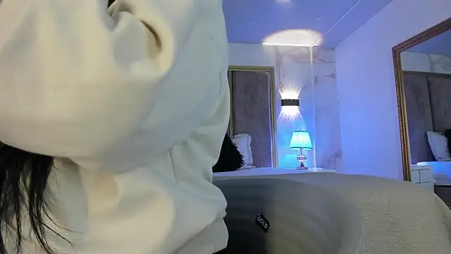 PaulinaDuarte online show from 11/29/25, 11:21