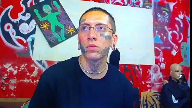 Snapshot of deivid_estrada chatting on 04/23/26, 04:41 deivid estrada online show from 04/23/26, 04:41