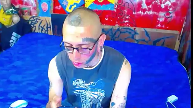 deivid estrada online show from 11/10/25, 06:02