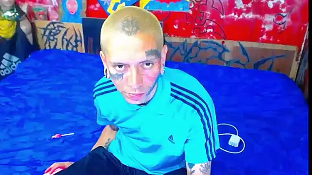 deivid estrada online show from 11/05/25, 04:43