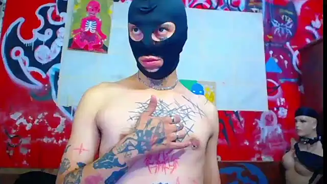 Snapshot of deivid_estrada chatting on 06/19/26, 04:24 deivid estrada online show from 06/19/26, 04:24