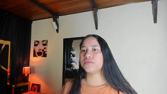 EmiliWilliams online show from 11/11/25, 12:05