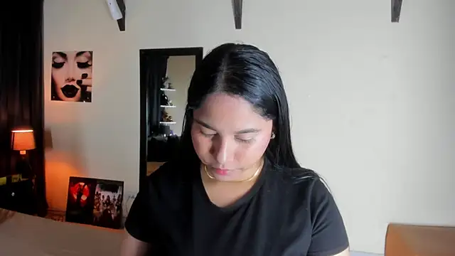 EmiliWilliams online show from 11/16/25, 09:41