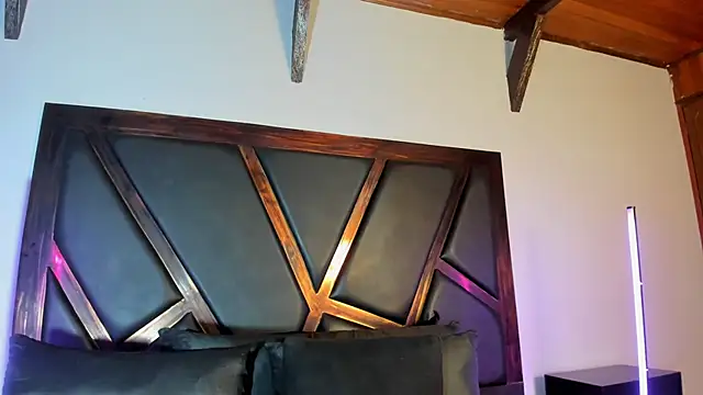 EmiliWilliams online show from 03/08/26, 02:04