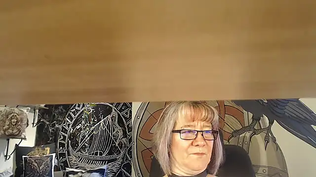 Snapshot of TittenMichelle chatting on 05/01/26, 03:39 TittenMichelle online show from 05/01/26, 03:39