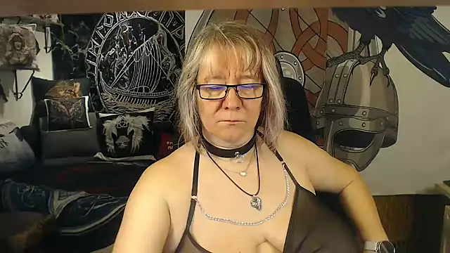 TittenMichelle online show from 11/21/25, 07:24