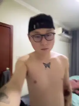 Eric246 online show from 03/06/26, 03:29