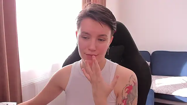 JessieFlower online show from 02/05/26, 08:21