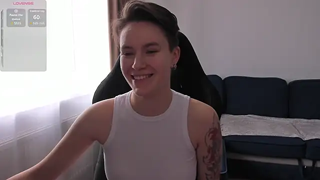 Snapshot of JessieFlower chatting on 10/10/25, 08:04 JessieFlower online show from 10/10/25, 08:04