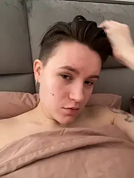 Snapshot of JessieFlower chatting on 09/26/25, 08:32 JessieFlower online show from 09/26/25, 08:32