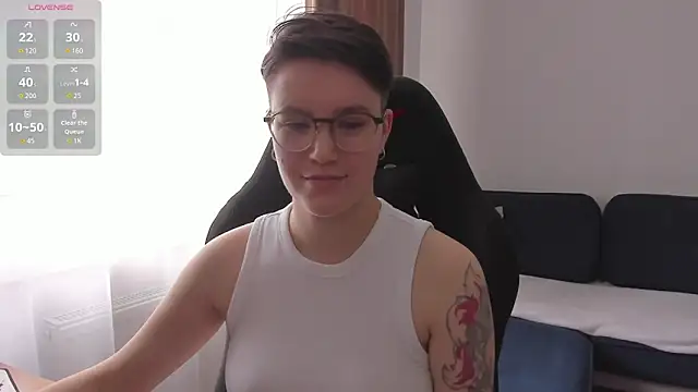 JessieFlower online show from 06/18/26, 07:40
