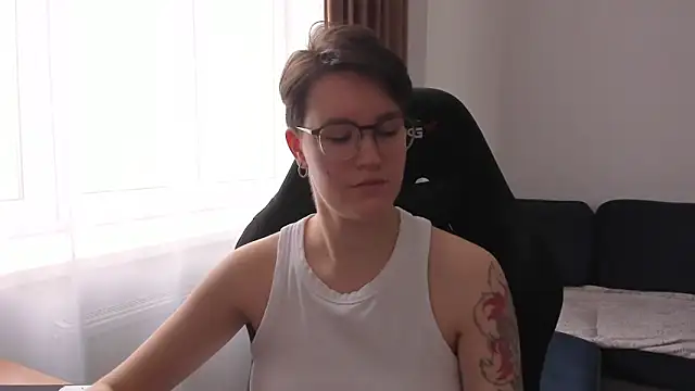 JessieFlower online show from 04/05/26, 07:59