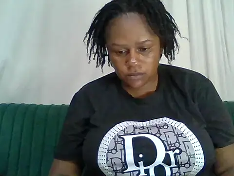 Snapshot of tight_pussy_gall chatting on 02/15/26, 07:46 tight pussy gall online show from 02/15/26, 07:46