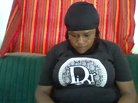 Snapshot of tight_pussy_gall chatting on 02/12/26, 12:49 tight pussy gall online show from 02/12/26, 12:49