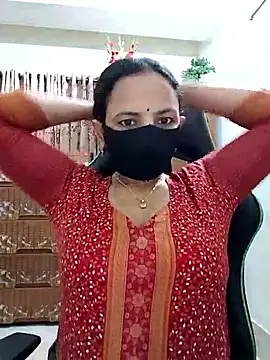 Snapshot of Payel-Sen chatting on 05/13/26, 06:15 Payel-Sen online show from 05/13/26, 06:15