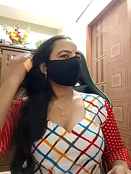 Snapshot of Payel-Sen chatting on 01/07/26, 05:40 Payel-Sen online show from 01/07/26, 05:40